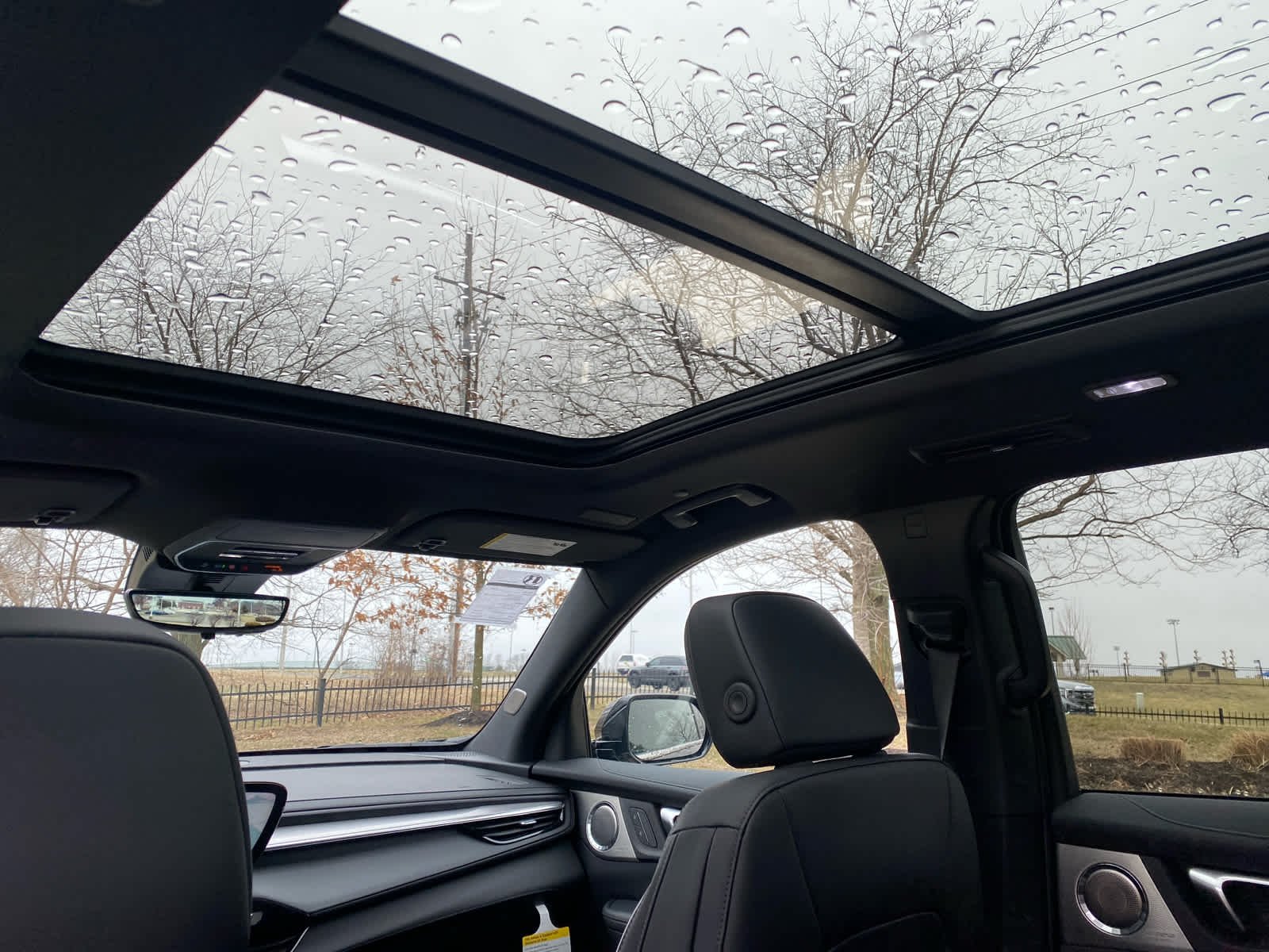 New 2026 Ebony Twilight Metallic Buick Avenir image 31