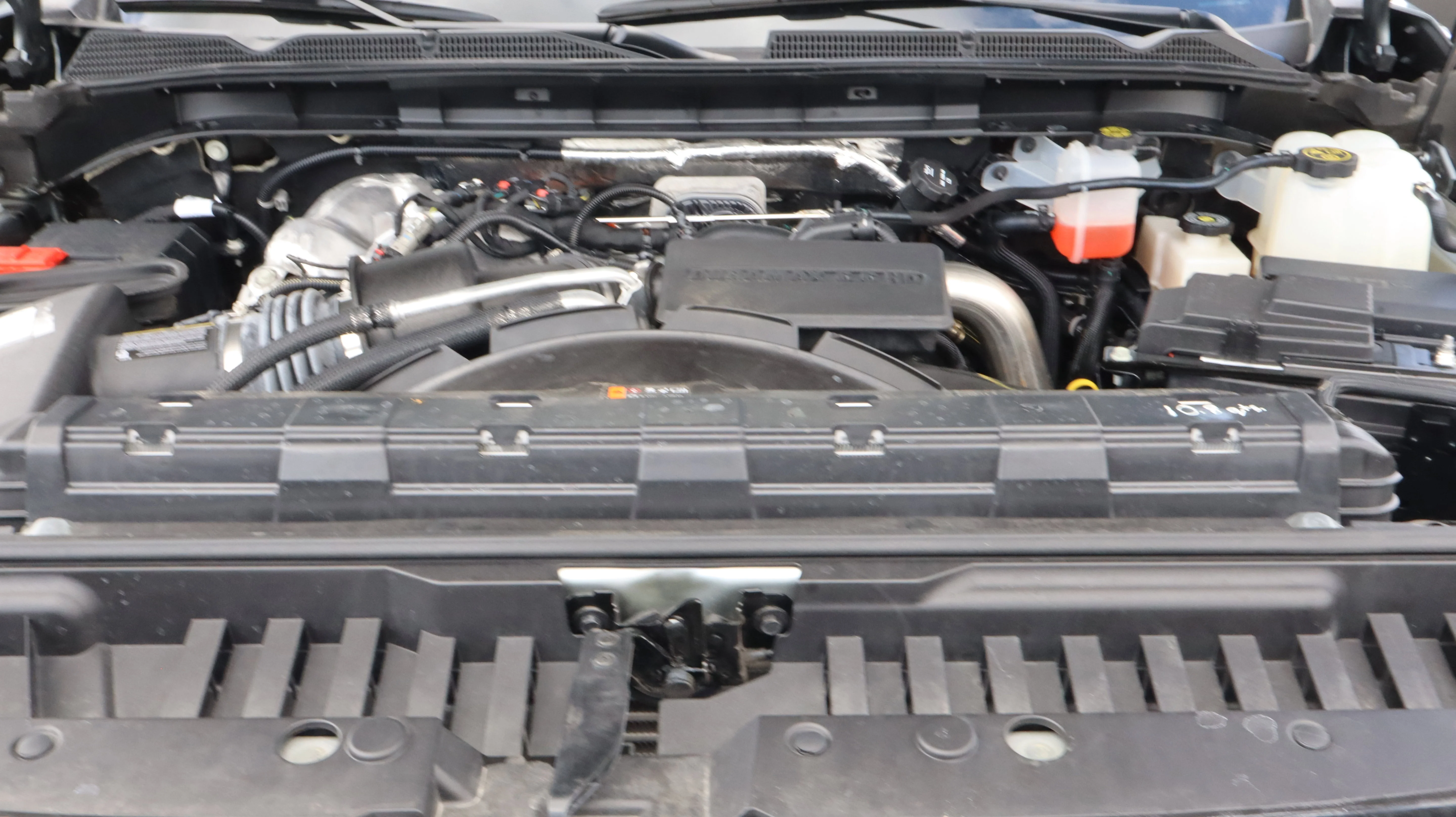 2024 GMC Sierra 2500HD Denali - Photo 16