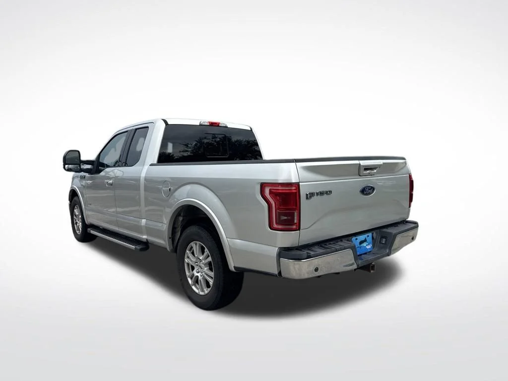 Used 2016 Ingot Silver Ford Lariat image 6