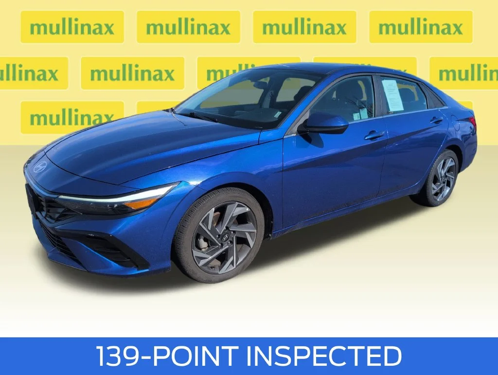 Certified Used 2025 Blue Hyundai SEL Convenience image 15