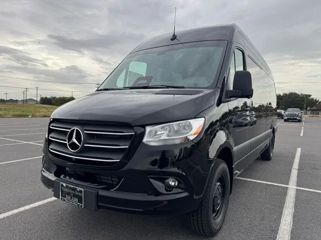 New 2026  Mercedes-Benz Passenger 170 WB image 30