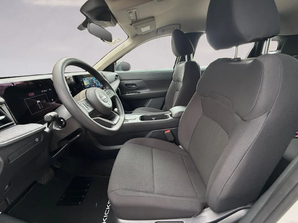 New 2027 White Nissan S image 10