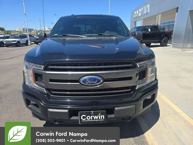 Used 2018 Black Ford XLT image 3