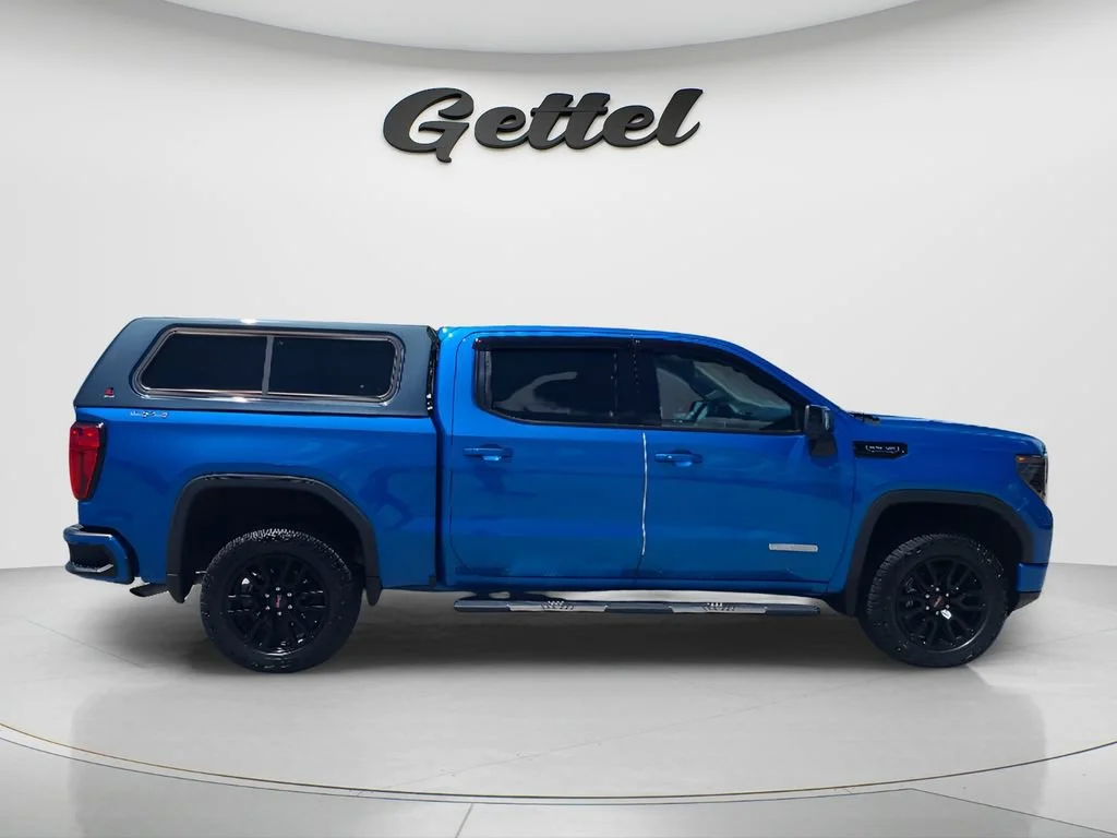 Used 2024 Dynamic Blue Metallic GMC Elevation image 3