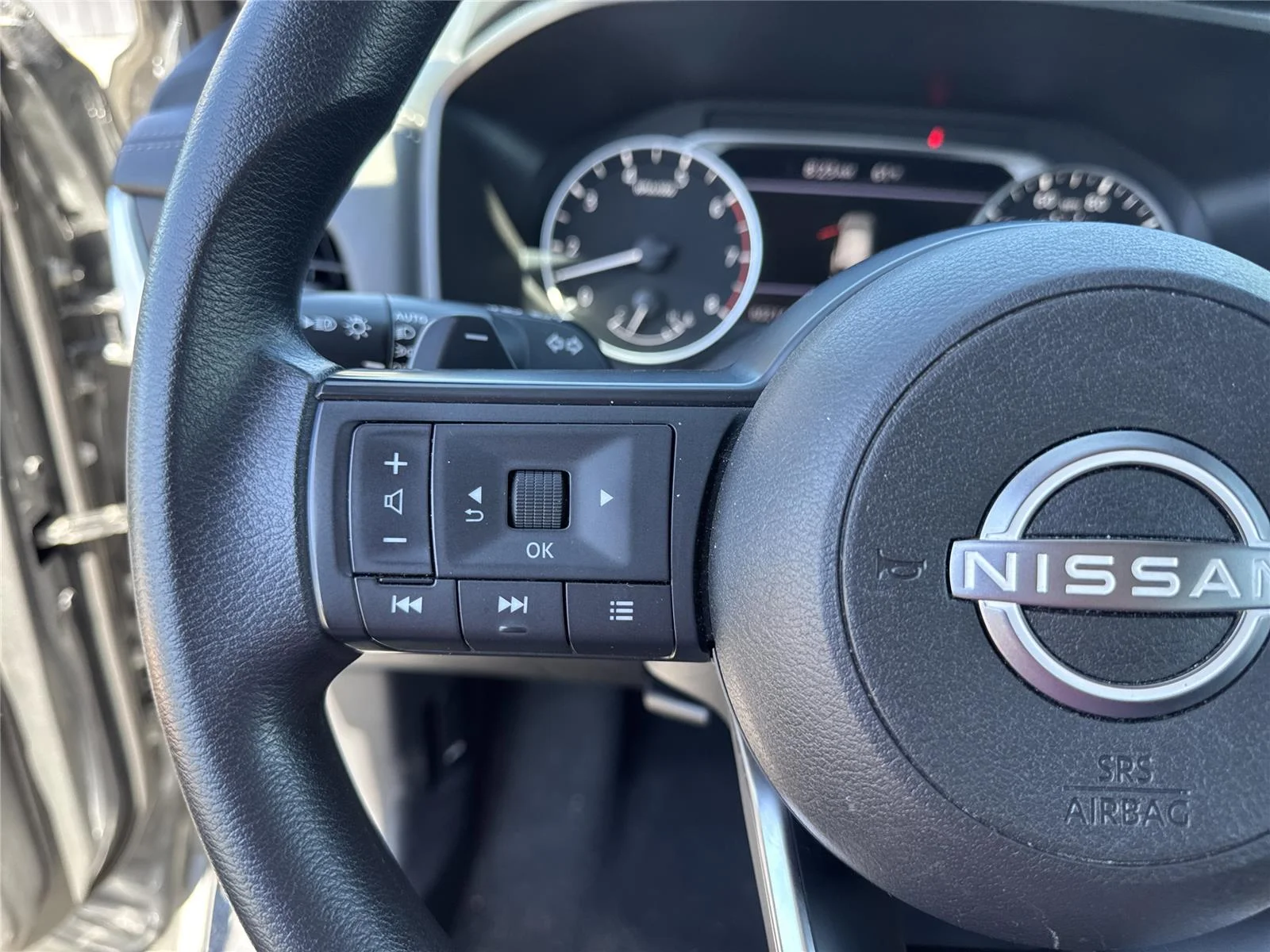 Used 2024 Gun Metallic Nissan SV image 21