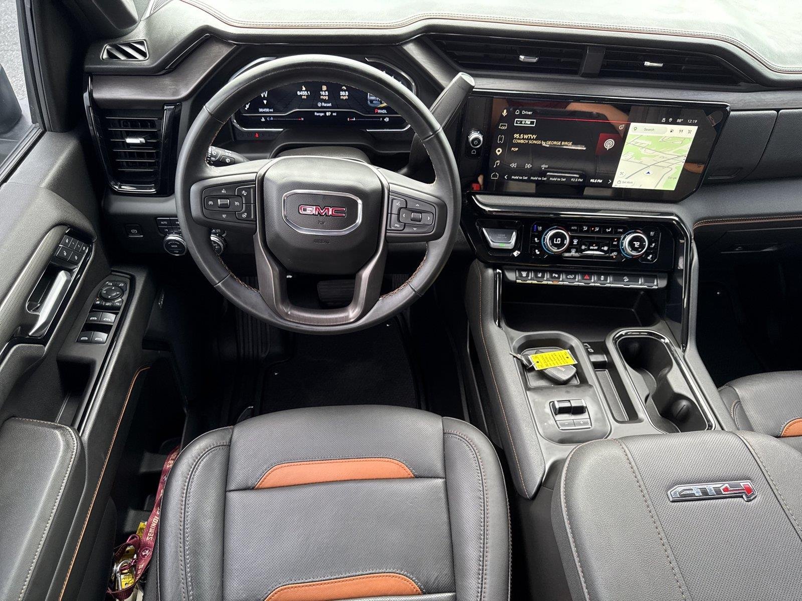 Used 2025 Sterling Metallic GMC AT4 image 14