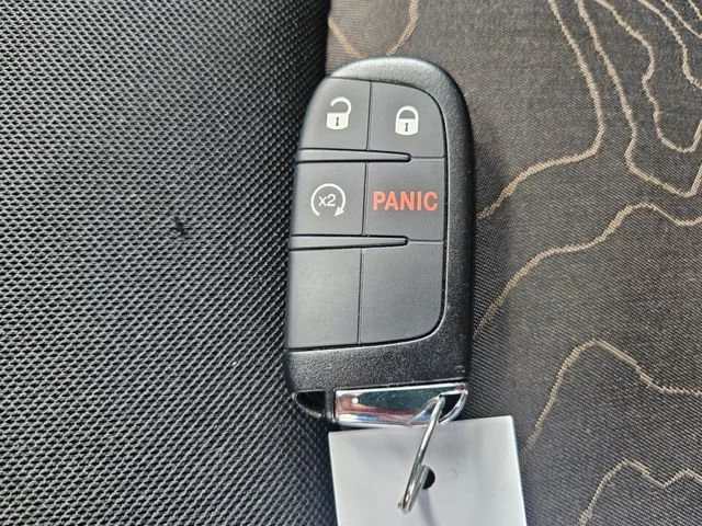Used 2023 Blue Jeep Upland image 29