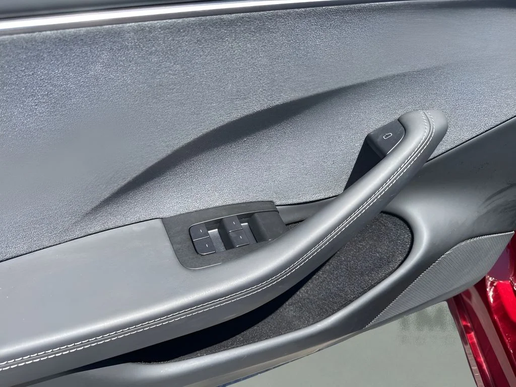 Used 2025 Red Tesla Long Range image 30