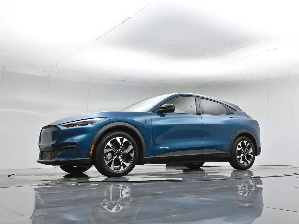 New 2026 Adriatic Blue Metallic Ford Select image 7