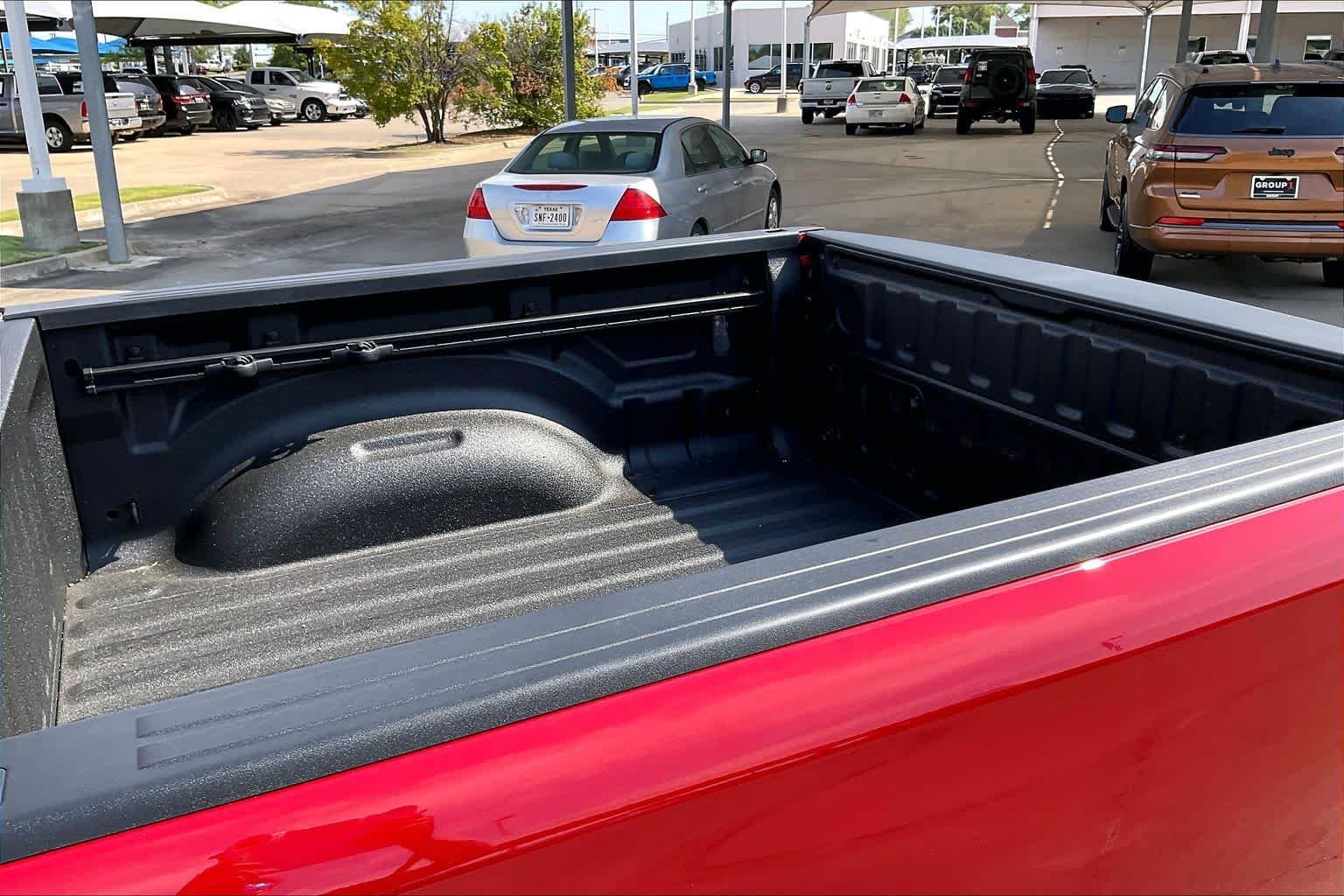 New 2027 Molten Red Pearl-Coat Exterior Paint RAM Laramie image 16