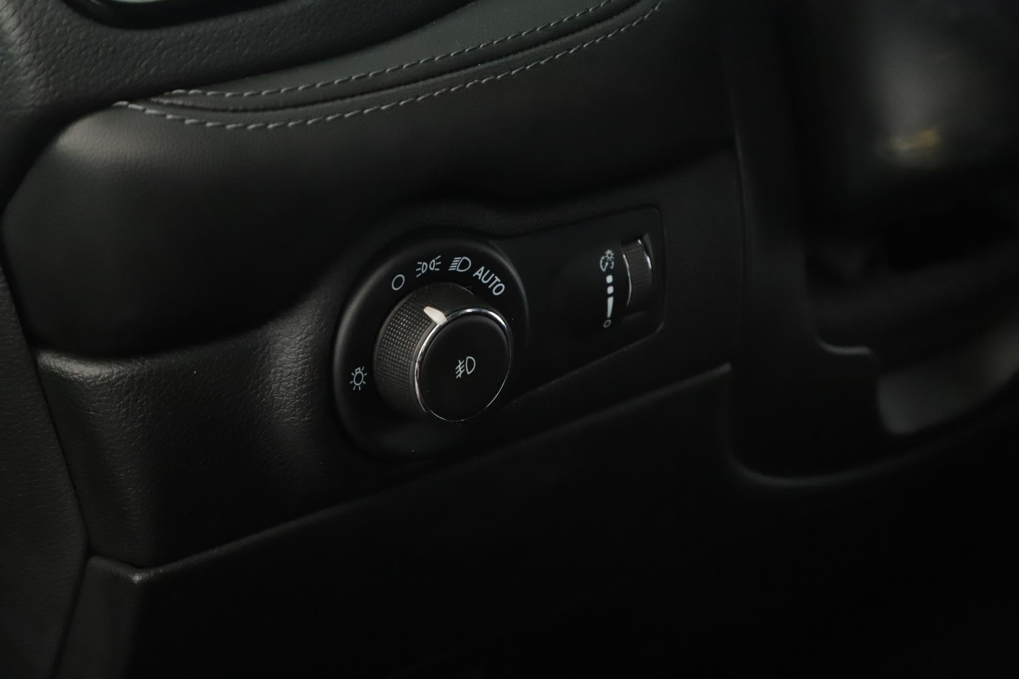 Used 2022 Octane Red Pearlcoat Dodge GT AWD image 9