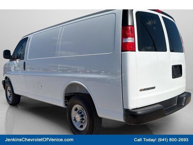 2025 Chevrolet Express Cargo Work Van - Photo 6