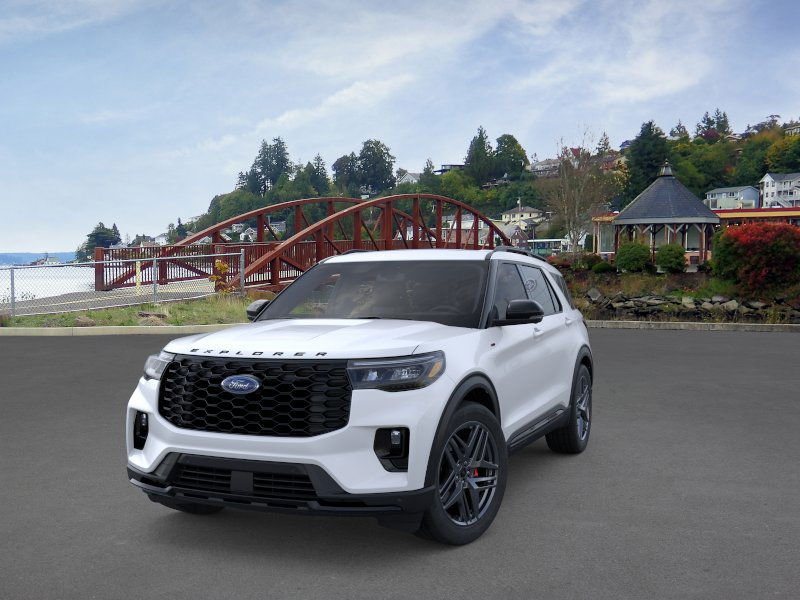 New 2026 Star White Metallic Tri-Coat Ford ST-Line image 2