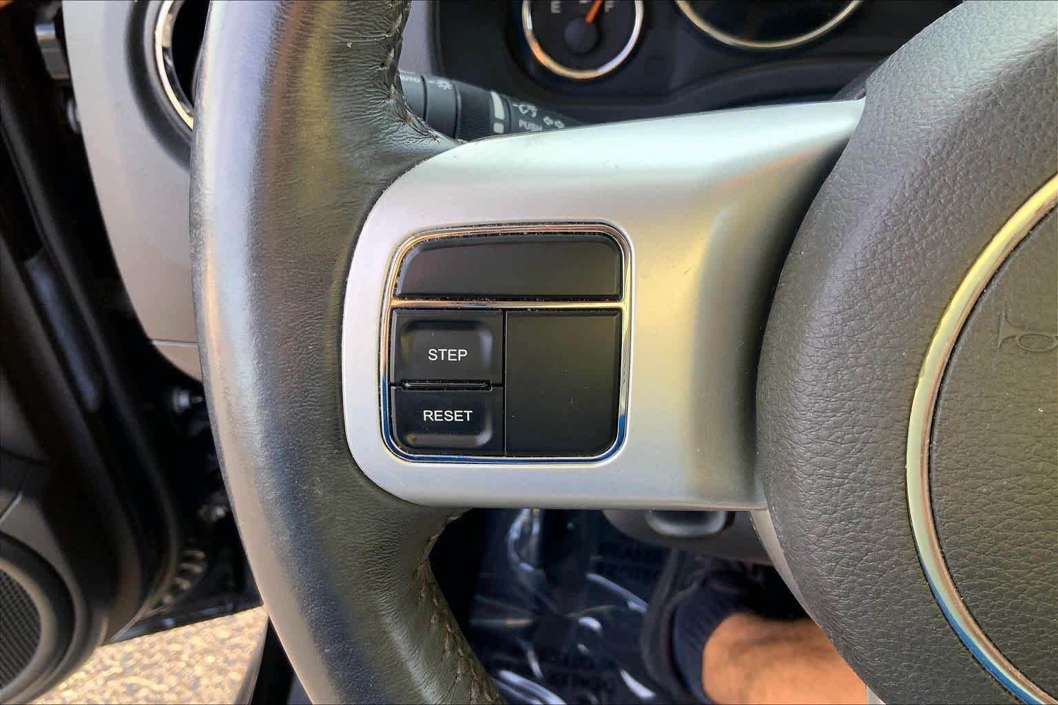 Used 2016 Black Clearcoat Jeep Latitude image 22