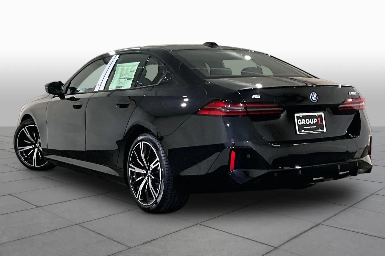 New 2026 Black Sapphire Metallic BMW M60 image 3