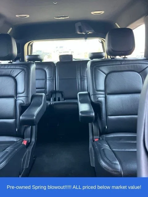 Used 2020 Black Lincoln Reserve image 4