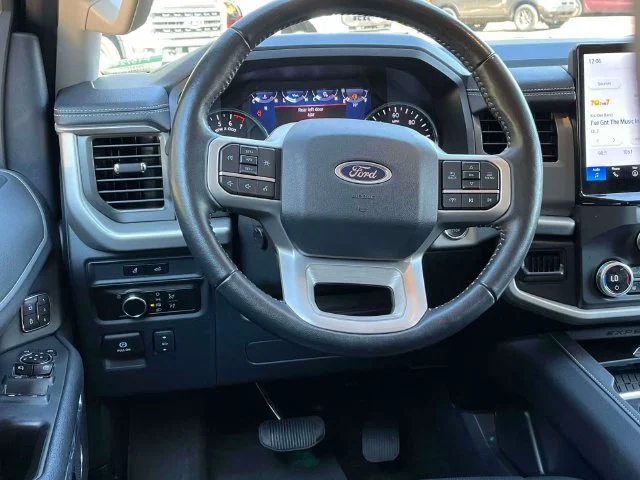 Used 2023 Black Metallic Ford XLT image 14