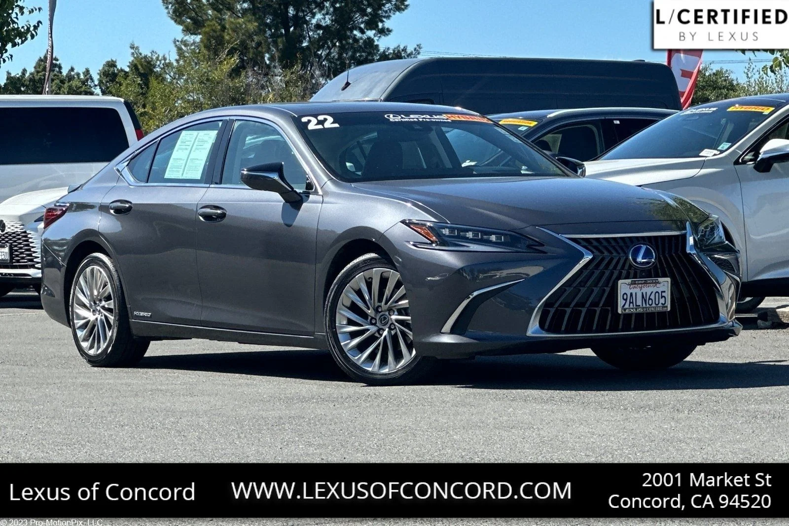 2022 Lexus ES 300h 300h Luxury's photo