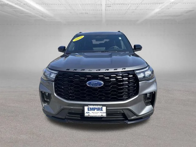 2025 Ford Explorer ST-LINE - Photo 13