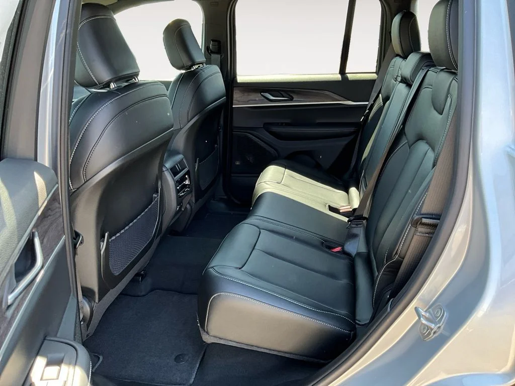 2025 Jeep Grand Cherokee Limited - Photo 12