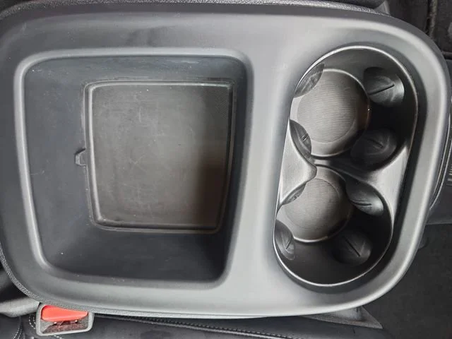 Used 2025 Gray Chrysler Select image 25