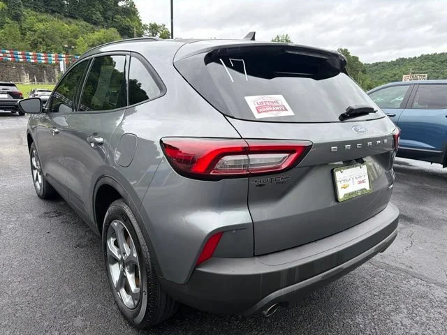 Used 2025 Gray Ford ST-Line image 5