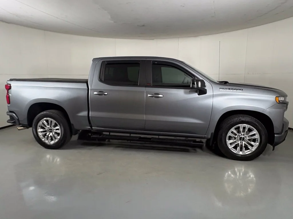 Used 2020 Gray Chevrolet RST image 11