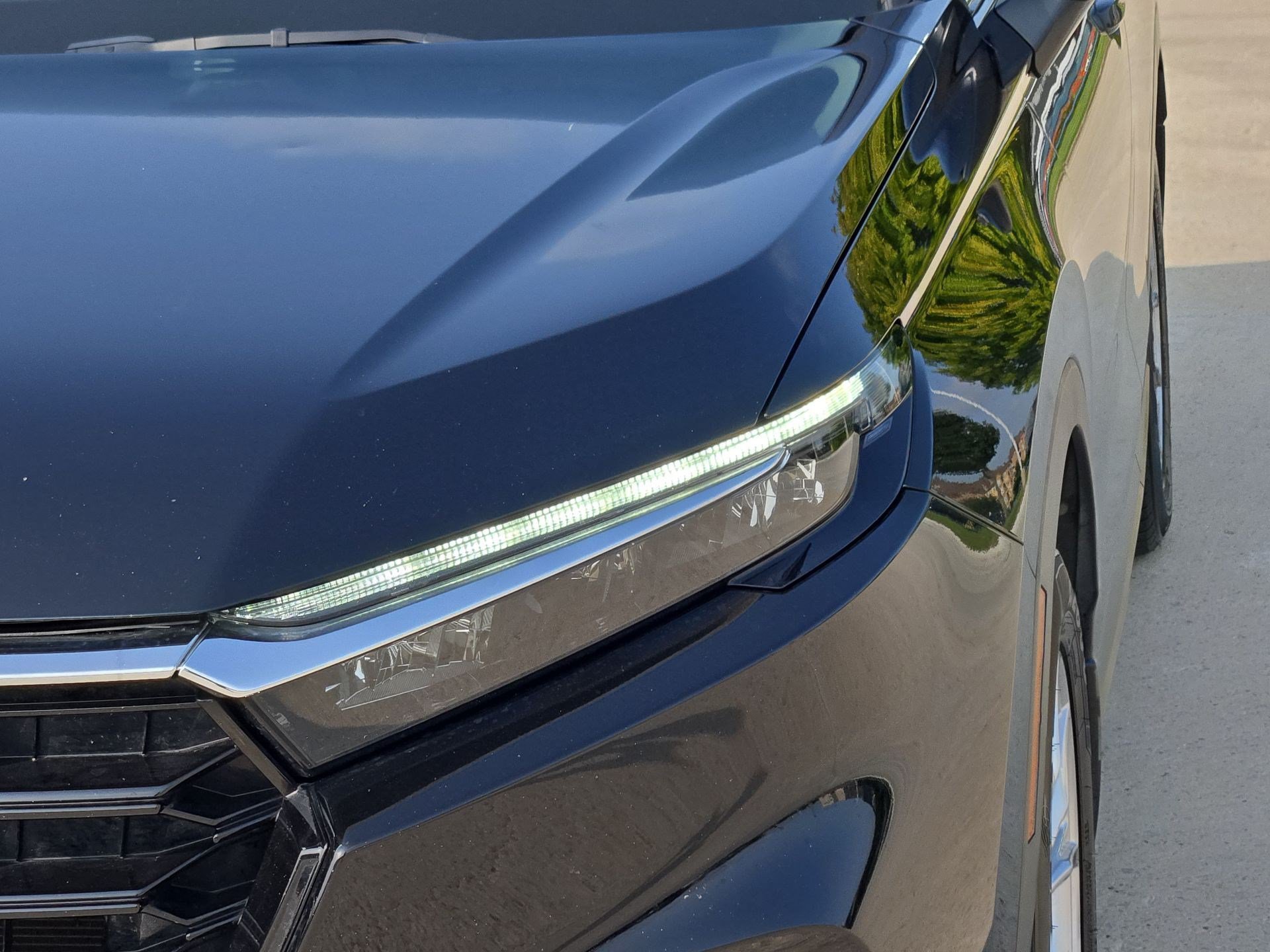 Used 2024 Black Honda EX-L image 8