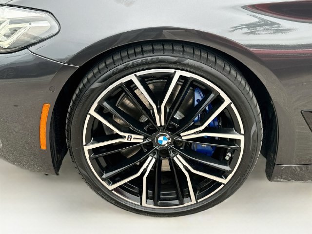 Used 2023 Gray BMW M550i xDrive image 36