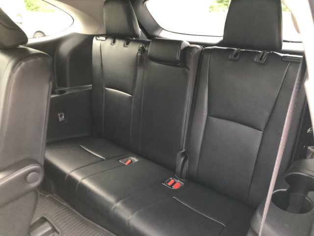 Used 2022 Celestial Silver Metallic Toyota Hybrid XLE image 29
