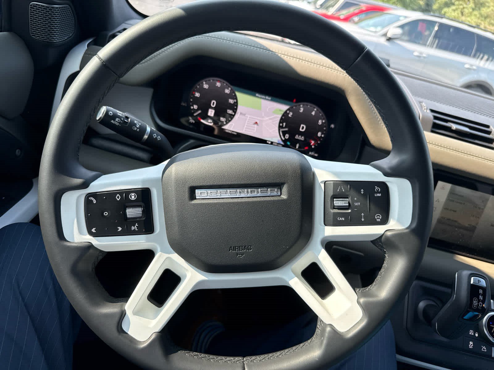 Used 2024 Pangea Green Metallic Land Rover S image 21