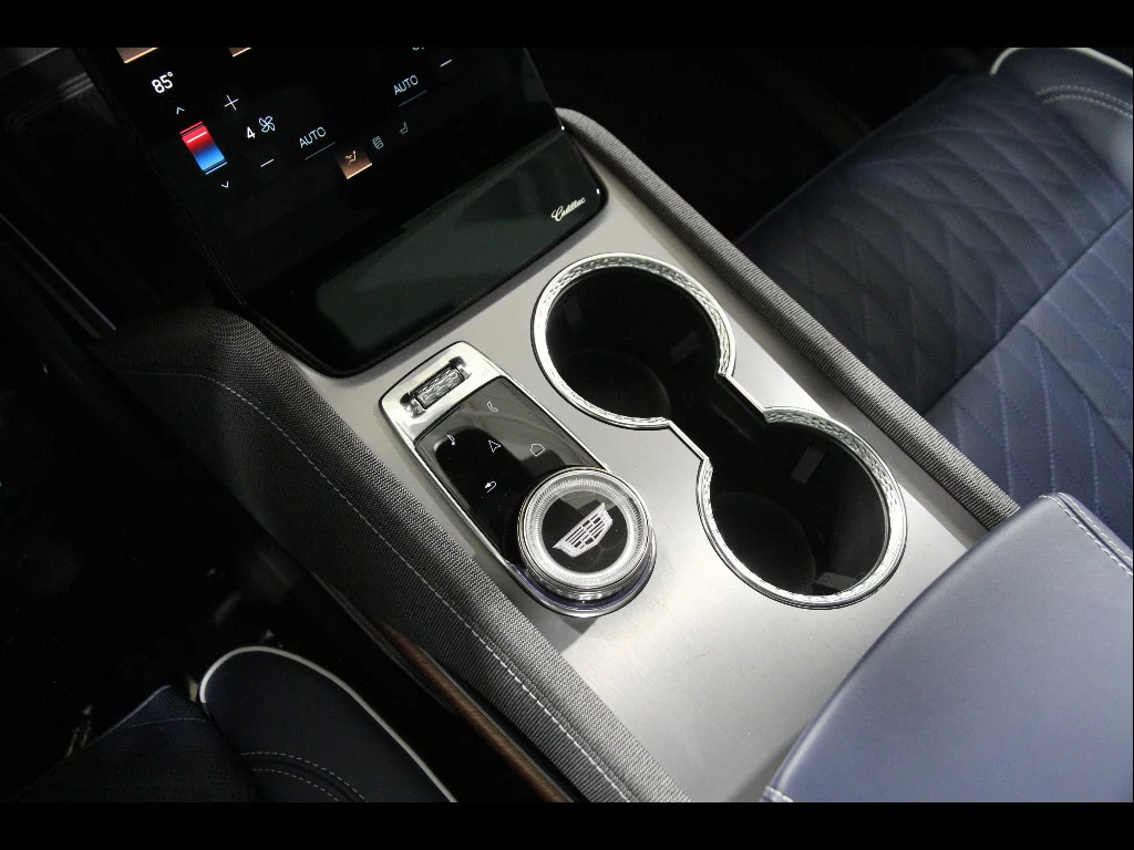 2026 Cadillac VISTIQ Premium Luxury - Photo 15