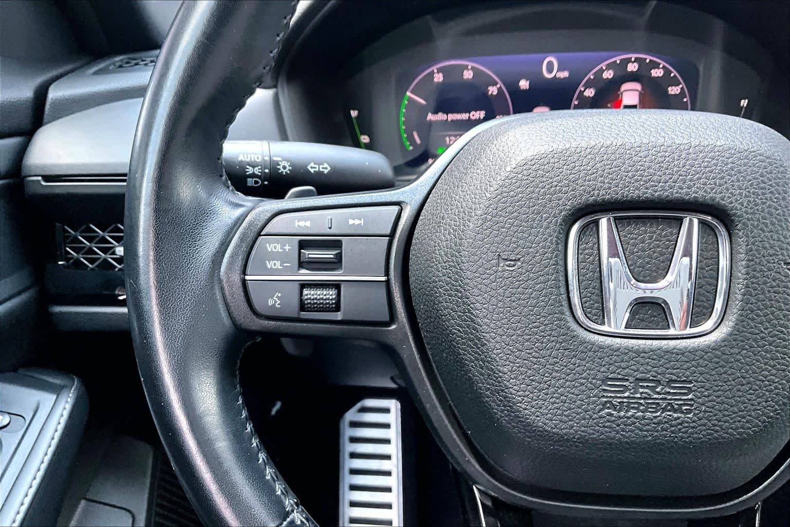 Used 2023 Platinum White Pearl Honda Sport image 46
