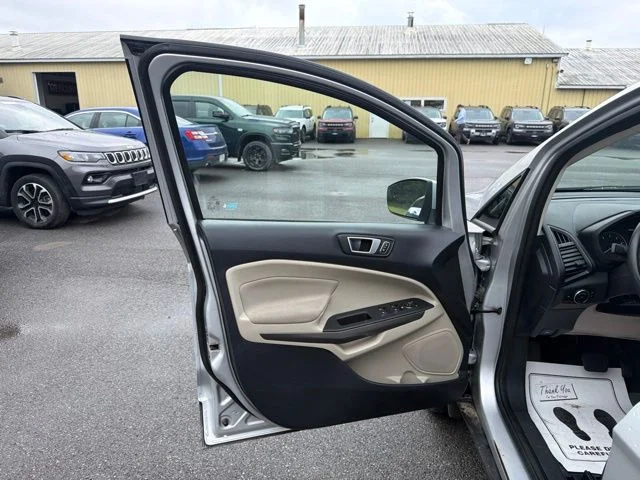 Used 2019 Silver Metallic Ford  image 17