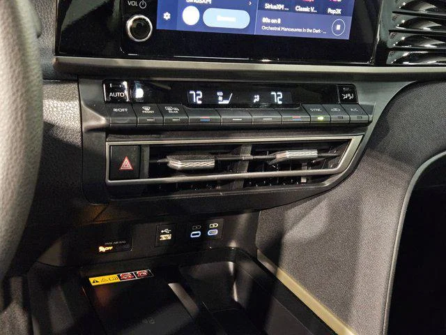 Certified Used 2026 ICE CAP Toyota  image 31