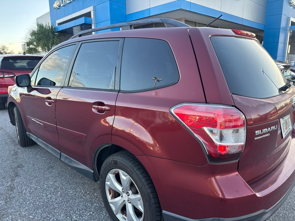 Used 2014 Red Subaru 2.5i Premium image 6