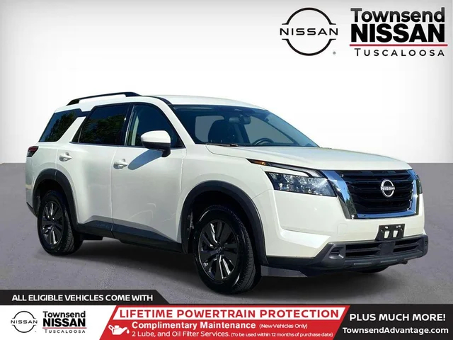 2024 Nissan Pathfinder SV