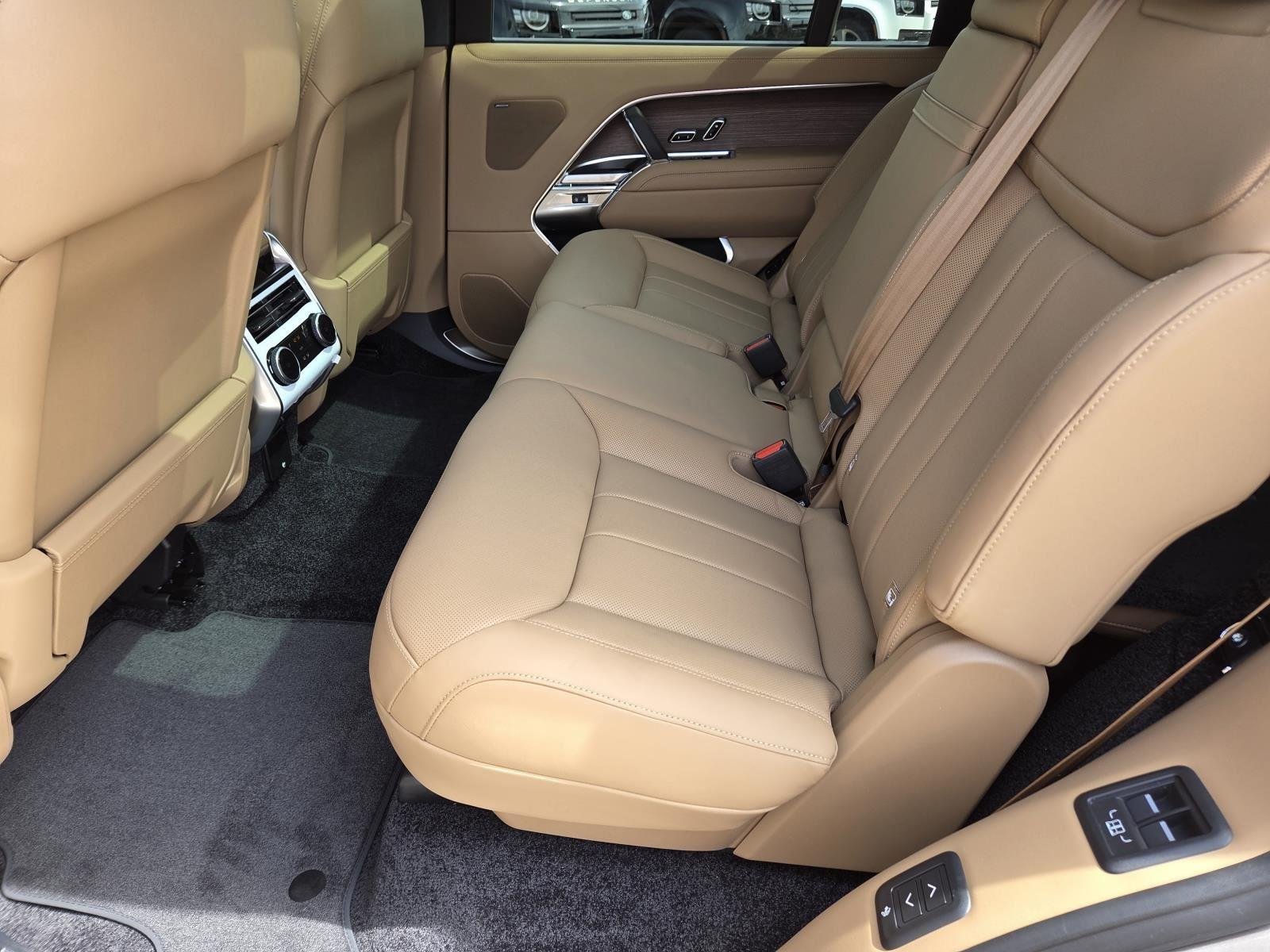 New 2026 Sunset Gold Land Rover SE image 33