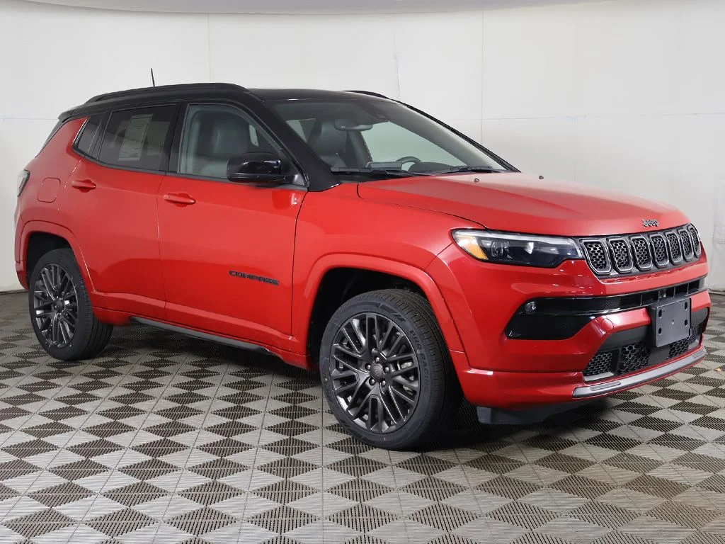 Used 2024 Red Jeep Limited image 51
