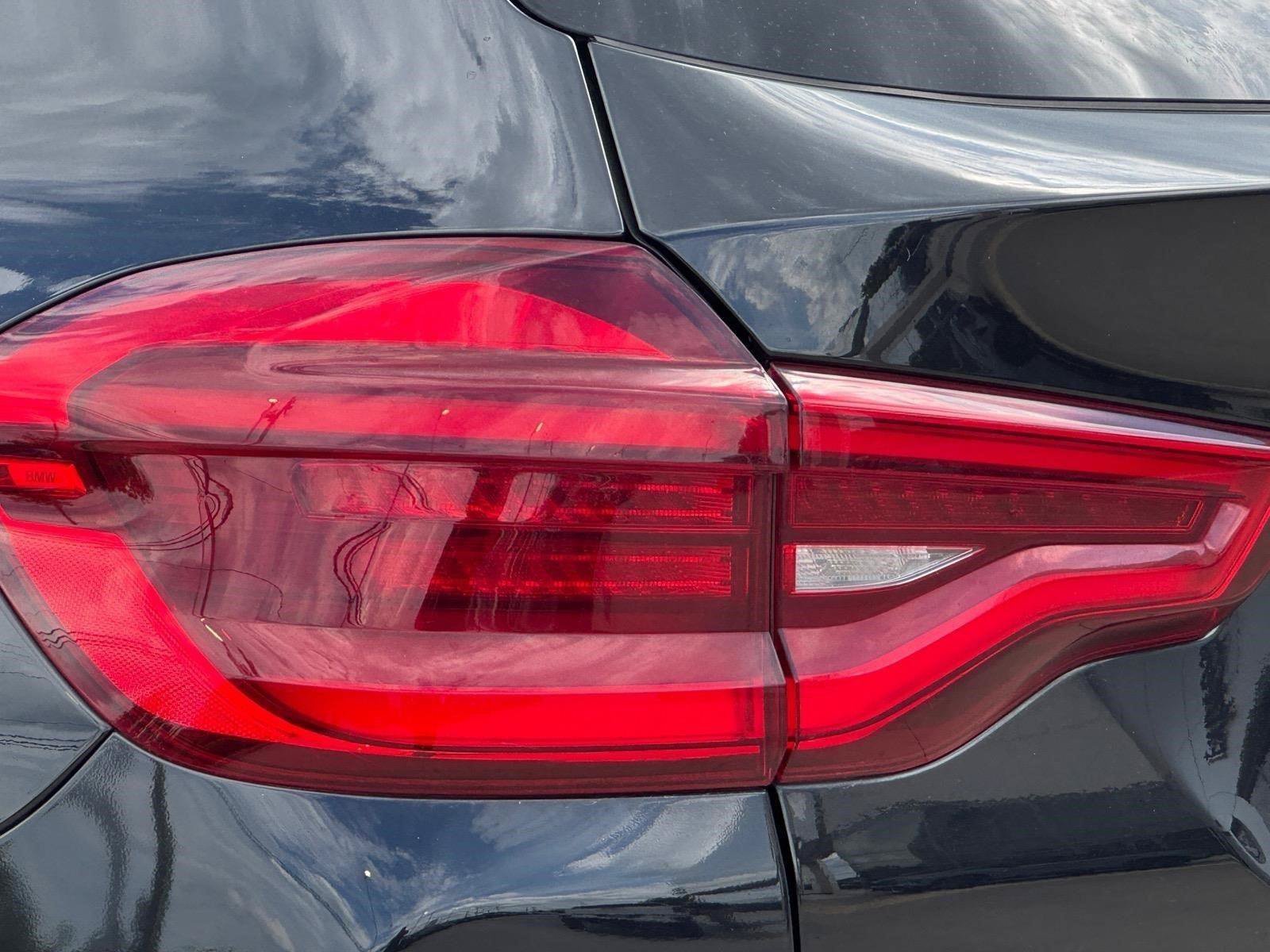 Used 2019 Black Sapphire Metallic BMW M40i image 8