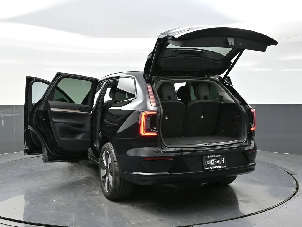 2025 Volvo EX90 Plus - Photo 57