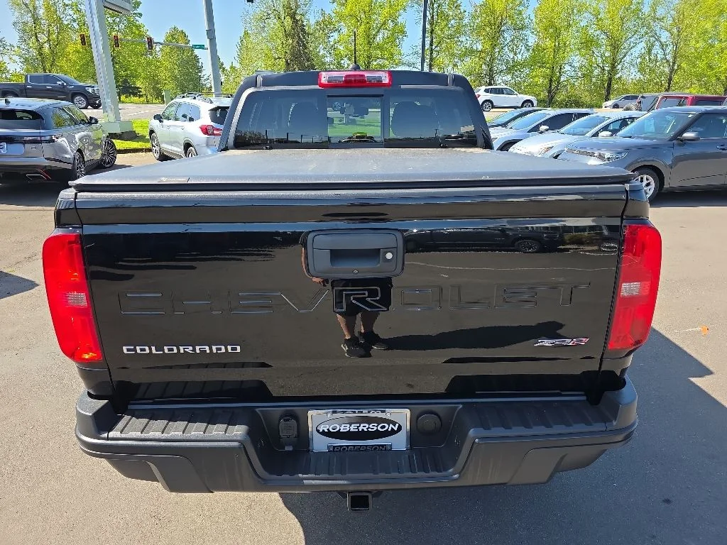 Used 2022 Black Chevrolet ZR2 image 4