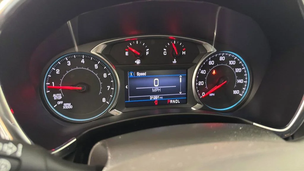 Used 2023 Sterling Gray Metallic Chevrolet LT image 19