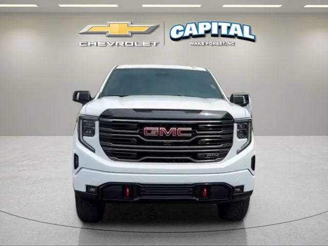Used 2026 White GMC AT4 image 8