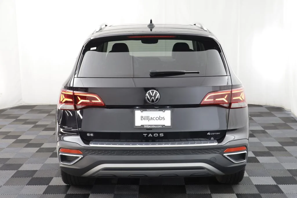 Used 2023 Black Pearl Volkswagen 1.5T SE image 16