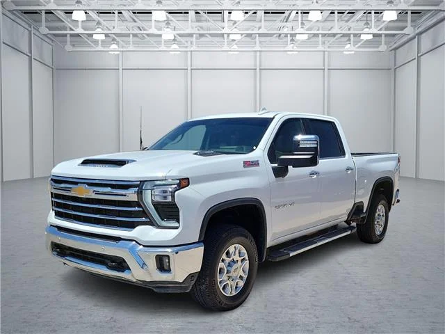2025 Chevrolet Silverado 2500HD LTZ 4x4 Crew Cab 6.75 ft. box 159 in. WB
