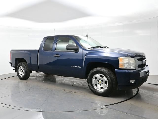 2011 Chevrolet Silverado 1500 LT 4X4 Extended Cab MWB's photo
