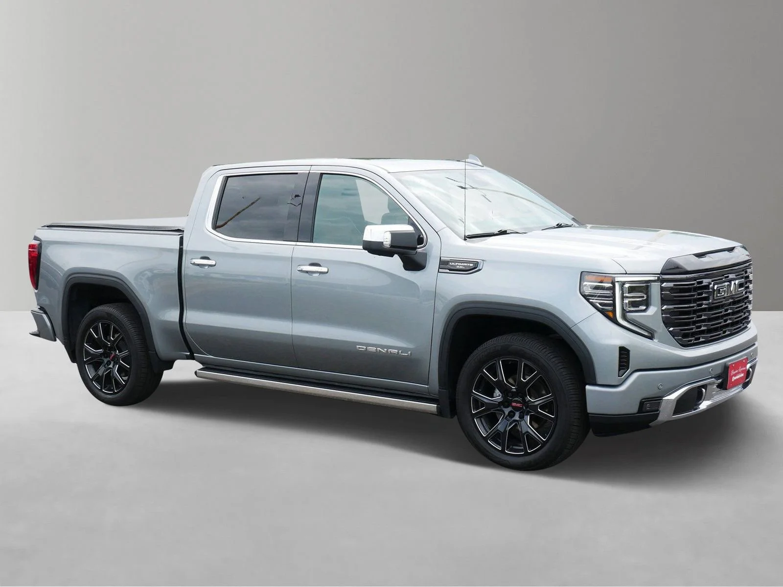 Used 2025 GMC Sierra 1500 Denali Ultimate with VIN 1GTUUHEL7SZ271689 for sale in White Bear Lake, Minnesota
