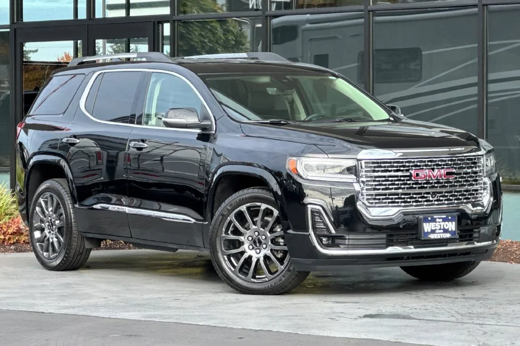 2023 GMC Acadia