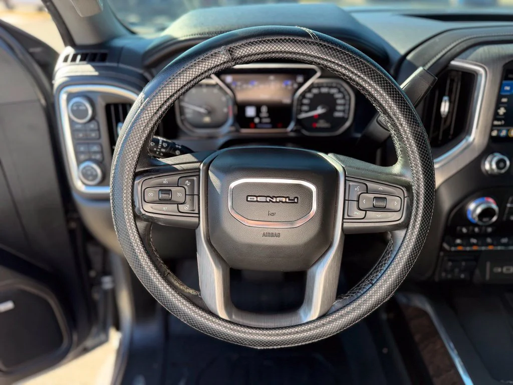 Used 2020 Gray GMC Denali image 25